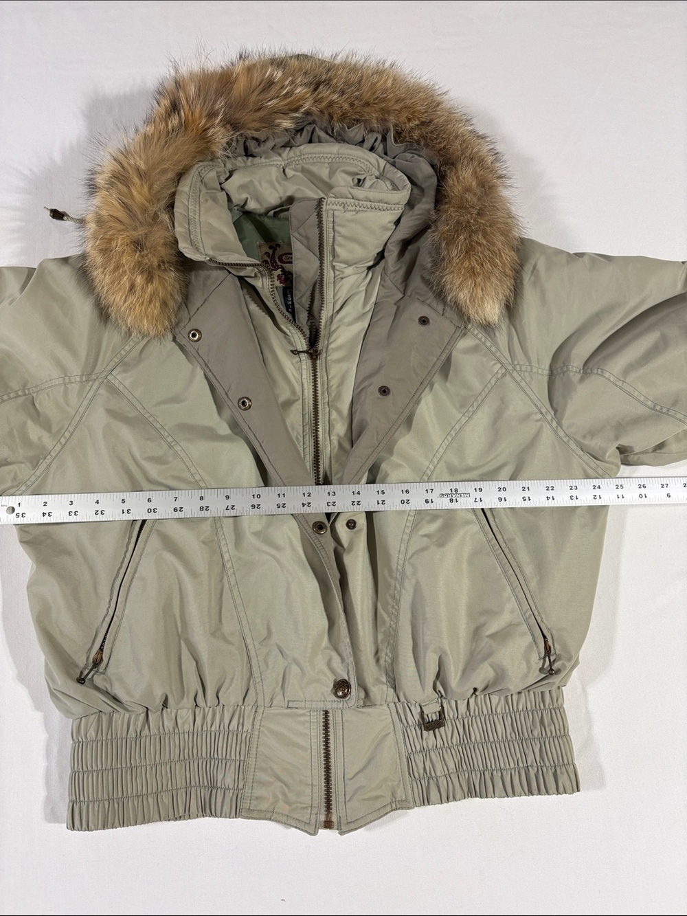 Women’s Bomber Jacket 14 Coyote Fur Hood - Picture 10 of 16